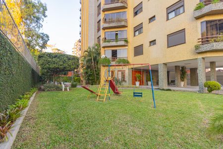 Apartamento à venda com 500m², 3 quartos e 2 vagas Apartamento à venda com 500m², 3 quartos e 2 vagasÁrea comum - Playground