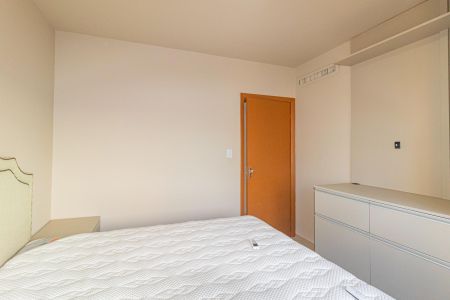 Apartamento à venda com 500m², 3 quartos e 2 vagas Apartamento à venda com 500m², 3 quartos e 2 vagasQuarto 1