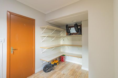 Apartamento à venda com 500m², 3 quartos e 2 vagas Apartamento à venda com 500m², 3 quartos e 2 vagasDespensa