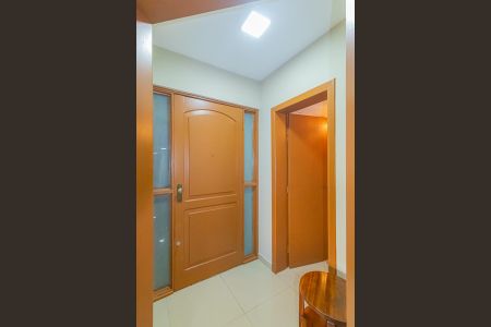 Apartamento à venda com 500m², 3 quartos e 2 vagas Apartamento à venda com 500m², 3 quartos e 2 vagasHall de entrada