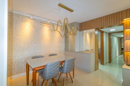 Apartamento à venda com 500m², 3 quartos e 2 vagas Apartamento à venda com 500m², 3 quartos e 2 vagasSala de Jantar