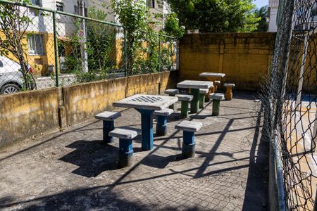 Apartamento para alugar com 45m², 2 quartos e 1 vagaÁrea comum - Playground