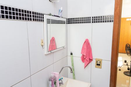 Apartamento para alugar com 45m², 2 quartos e 1 vagaBanheiro