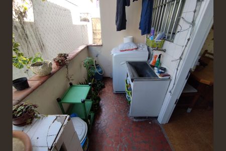 Apartamento à venda com 65m², 2 quartos e 1 vagaÁrea de Serviço