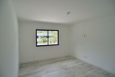 Casa de condomínio para alugar com 552m², 4 quartos e 3 vagas Casa de condomínio para alugar com 552m², 4 quartos e 3 vagasSuíte 3