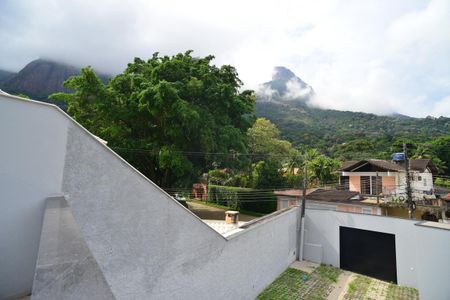 Casa de condomínio para alugar com 552m², 4 quartos e 3 vagas Casa de condomínio para alugar com 552m², 4 quartos e 3 vagasVaranda
