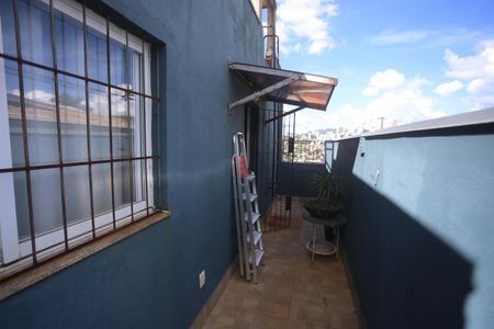 Casa à venda com 210m², 3 quartos e 2 vagasÁrea privada