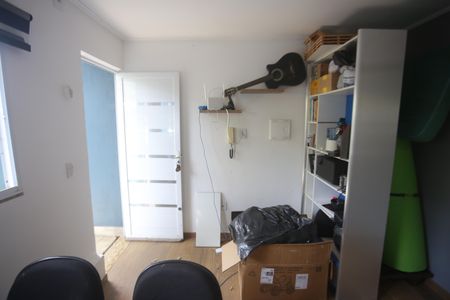 Casa à venda com 210m², 3 quartos e 2 vagasSuite