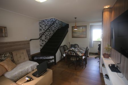 Sala de casa à venda com 3 quartos, 210m² em Palmeiras, Belo Horizonte