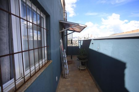 Casa à venda com 210m², 3 quartos e 2 vagasÁrea privada
