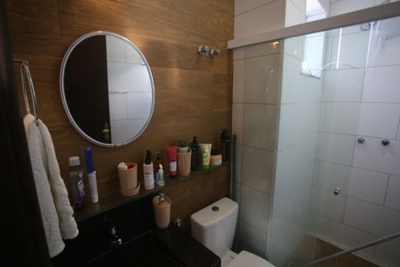 Casa à venda com 210m², 3 quartos e 2 vagasSuite2