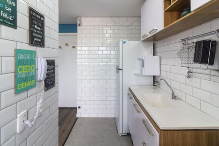 Apartamento para alugar com 44m², 2 quartos e sem vagaCozinha integrada com a área de serviço