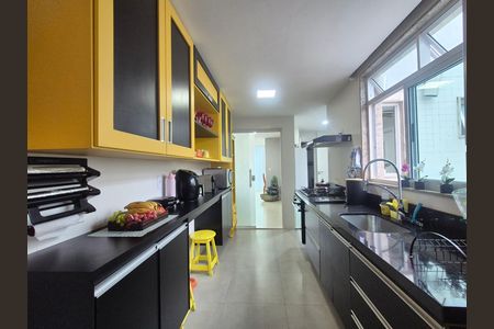 Apartamento à venda com 600m², 3 quartos e 3 vagas