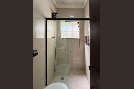 Casa para alugar com 206m², 3 quartos e 2 vagasBanheiro Social