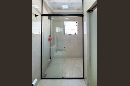 Casa para alugar com 206m², 3 quartos e 2 vagasBanheiro - Suíte