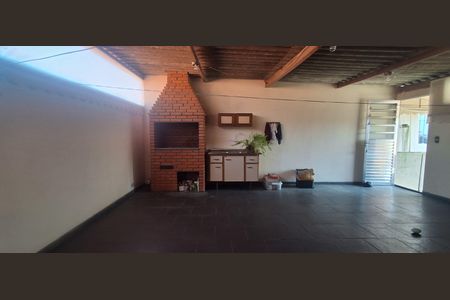 Quintal de casa à venda com 6 quartos, 430m² em Vila Vivaldi, São Bernardo do Campo