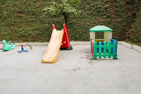 Apartamento à venda com 70m², 2 quartos e 1 vagaÁrea comum - Playground