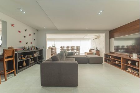 Sala de apartamento à venda com 3 quartos, 160m² em Santo Amaro, São Paulo