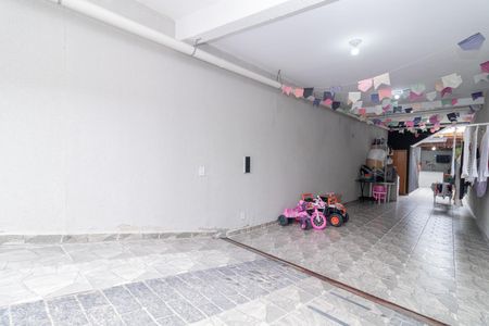 Casa à venda com 115m², 2 quartos e 3 vagasGaragem