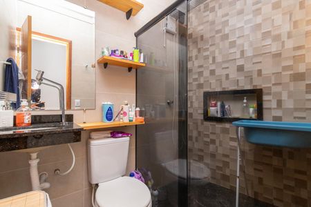 Casa à venda com 115m², 2 quartos e 3 vagasBanheiro da Suíte 2