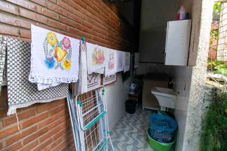 Casa de condomínio à venda com 240m², 4 quartos e 3 vagasÁrea de Serviço