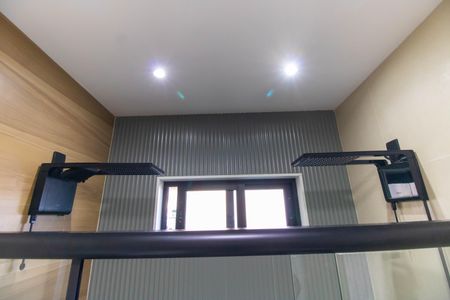 Casa de condomínio à venda com 240m², 4 quartos e 3 vagasBanheiro da Suíte