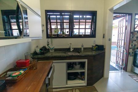 Casa de condomínio à venda com 240m², 4 quartos e 3 vagasCozinha