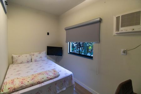 Casa de condomínio à venda com 240m², 4 quartos e 3 vagasQuarto 1