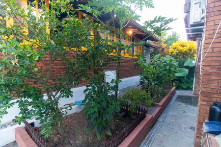 Casa de condomínio à venda com 240m², 4 quartos e 3 vagasÁrea externa