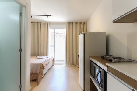 Studio de kitnet/studio para alugar com 1 quarto, 20m² em Vila Taquari, São Paulo