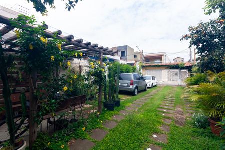 Casa para alugar com 68m², 2 quartos e 1 vaga Casa para alugar com 68m², 2 quartos e 1 vagaGaragem