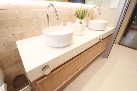 Apartamento para alugar com 106m², 3 quartos e 2 vagasBanheiro do Quarto 3