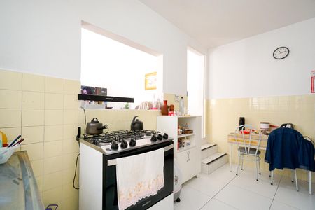 Casa à venda com 59m², 1 quarto e 2 vagas Casa à venda com 59m², 1 quarto e 2 vagasCozinha