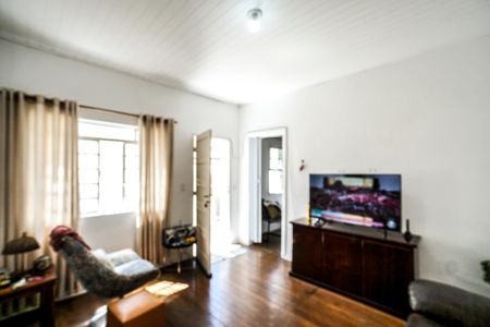 Casa à venda com 59m², 1 quarto e 2 vagas Casa à venda com 59m², 1 quarto e 2 vagasSala