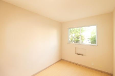 Quarto 1 de apartamento para alugar com 2 quartos, 45m² em Campo Grande, Rio de Janeiro