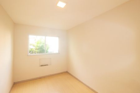 Quarto 1 de apartamento para alugar com 2 quartos, 45m² em Campo Grande, Rio de Janeiro