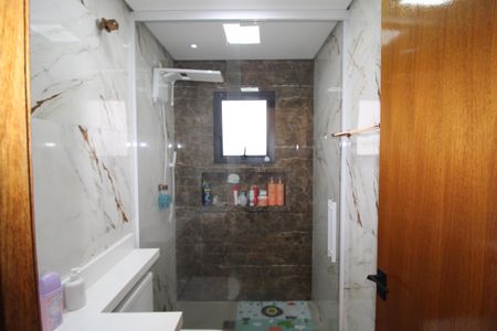 Casa à venda com 220m², 4 quartos e 2 vagasQuarto 1 - Banheiro