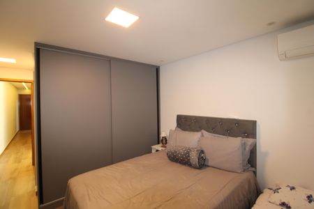 Casa à venda com 220m², 4 quartos e 2 vagasQuarto 1