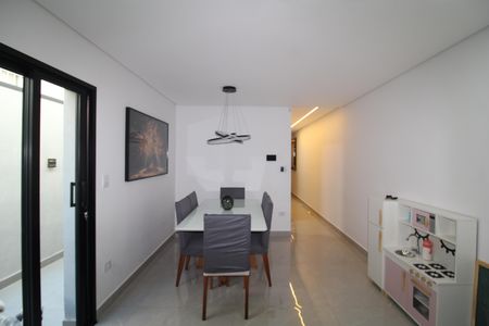 Casa à venda com 220m², 4 quartos e 2 vagasCozinha