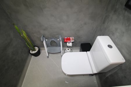 Casa à venda com 220m², 4 quartos e 2 vagasLavabo