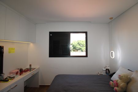 Casa à venda com 220m², 4 quartos e 2 vagasQuarto 3