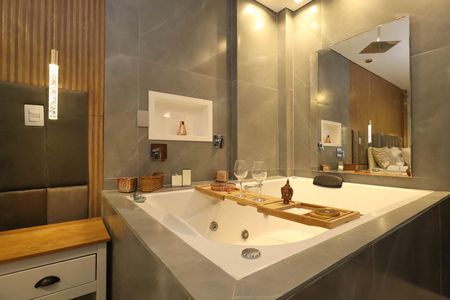 Apartamento à venda com 110m², 3 quartos e 1 vaga Apartamento à venda com 110m², 3 quartos e 1 vagaBanheiro da Suíte 1