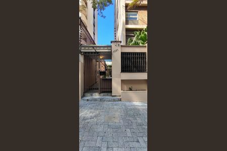 Apartamento à venda com 110m², 3 quartos e 1 vaga Apartamento à venda com 110m², 3 quartos e 1 vagaFachada