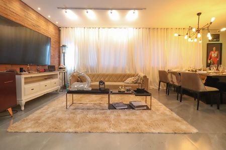 Apartamento à venda com 110m², 3 quartos e 1 vaga Apartamento à venda com 110m², 3 quartos e 1 vagaSala/Cozinha