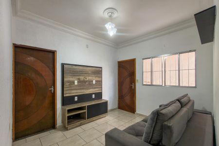 Sala de casa para alugar com 2 quartos, 124m² em Parque das Americas, Praia Grande