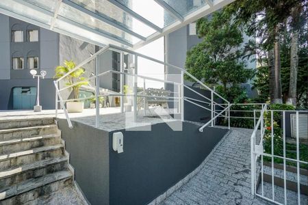 Apartamento à venda com 46m², 2 quartos e 1 vagaÁrea comum - rampa de acesso