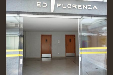 Apartamento à venda com 46m², 2 quartos e 1 vagaÁrea comum - Hall social