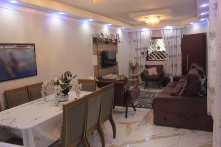 Sala de casa para alugar com 3 quartos, 140m² em Cidade Parque Alvorada, Guarulhos