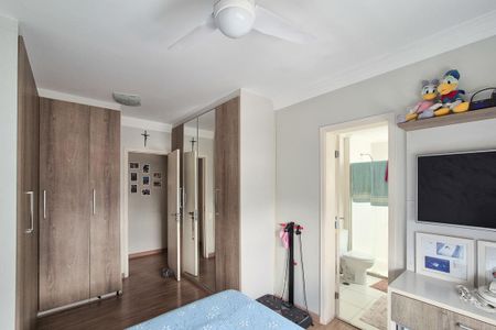 Apartamento à venda com 128m², 3 quartos e 2 vagasSuíte 2