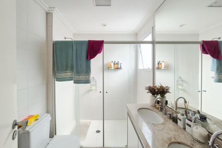 Apartamento à venda com 128m², 3 quartos e 2 vagasBanheiro da Suíte 2